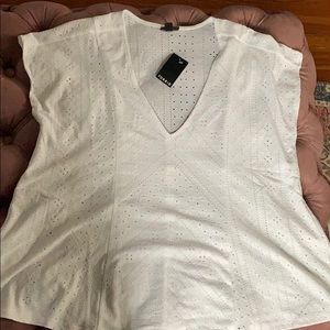 Torrid- New, never worn pretty white flowing top